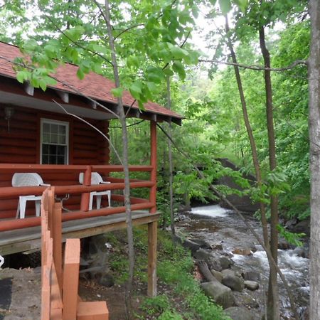 Seven Dwarfs Cabin - On The Brook Cabins Lake George Quarto foto